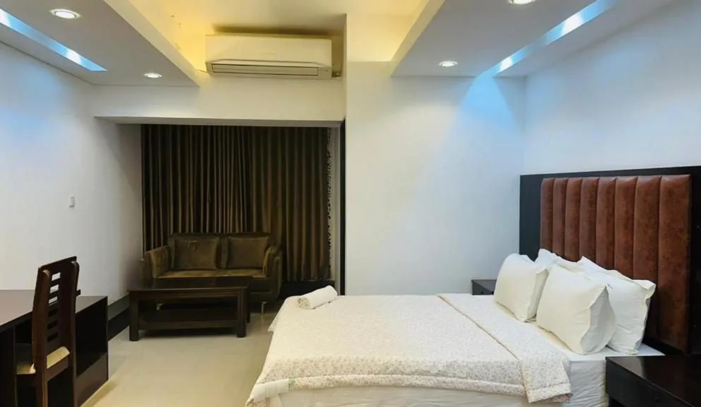 Family Adjacent Room